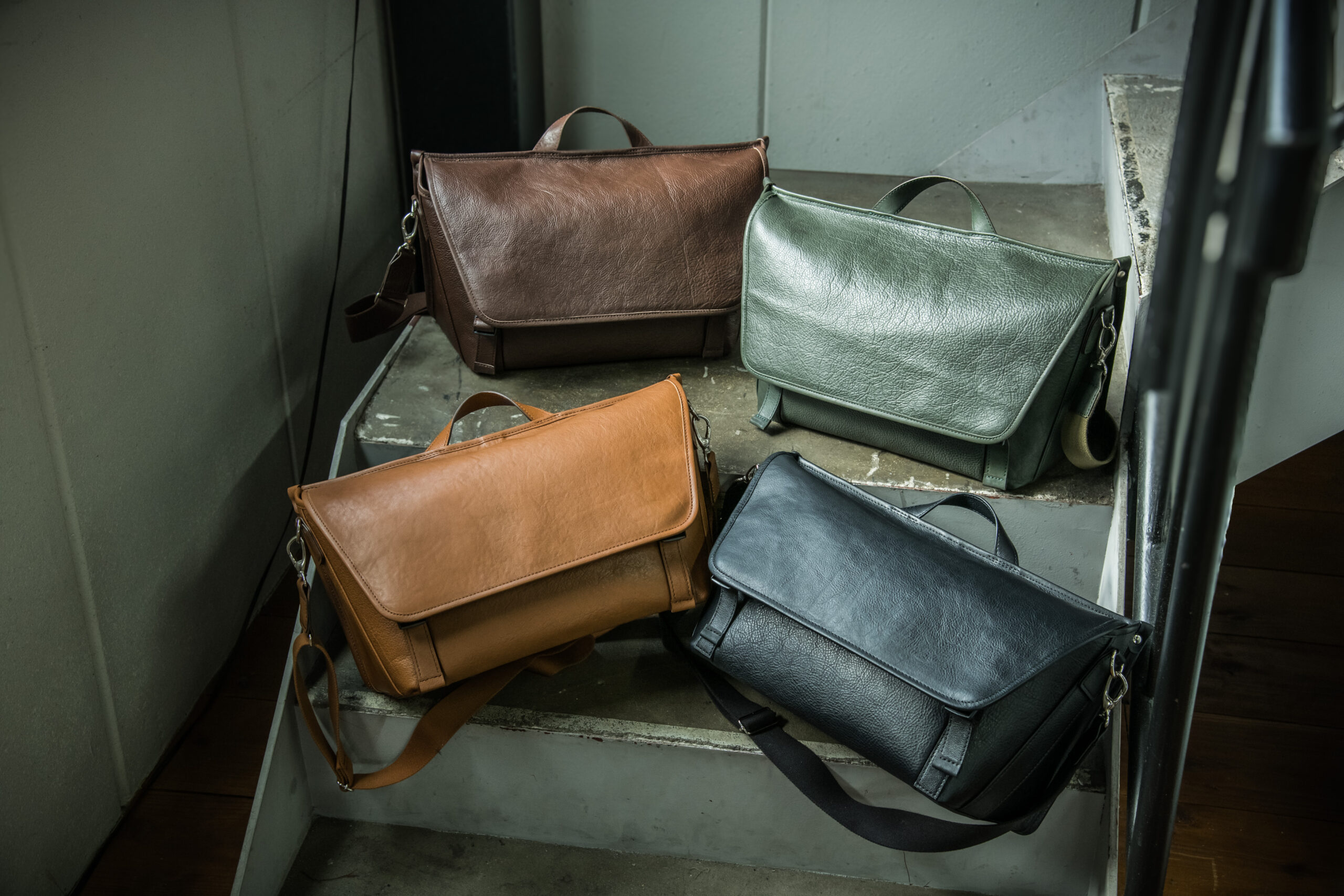 大人メッセンジャーバッグ_マテーラ(11月販売) 大人メッセンジャーバッグ_マテーラ(11月販売) の作品画像