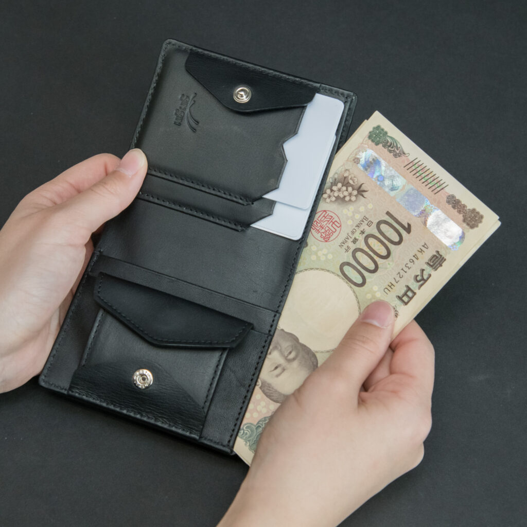 極小二つ折り財布 Coupe-クッペ- ロコダイルレザー ブラック(発送時期